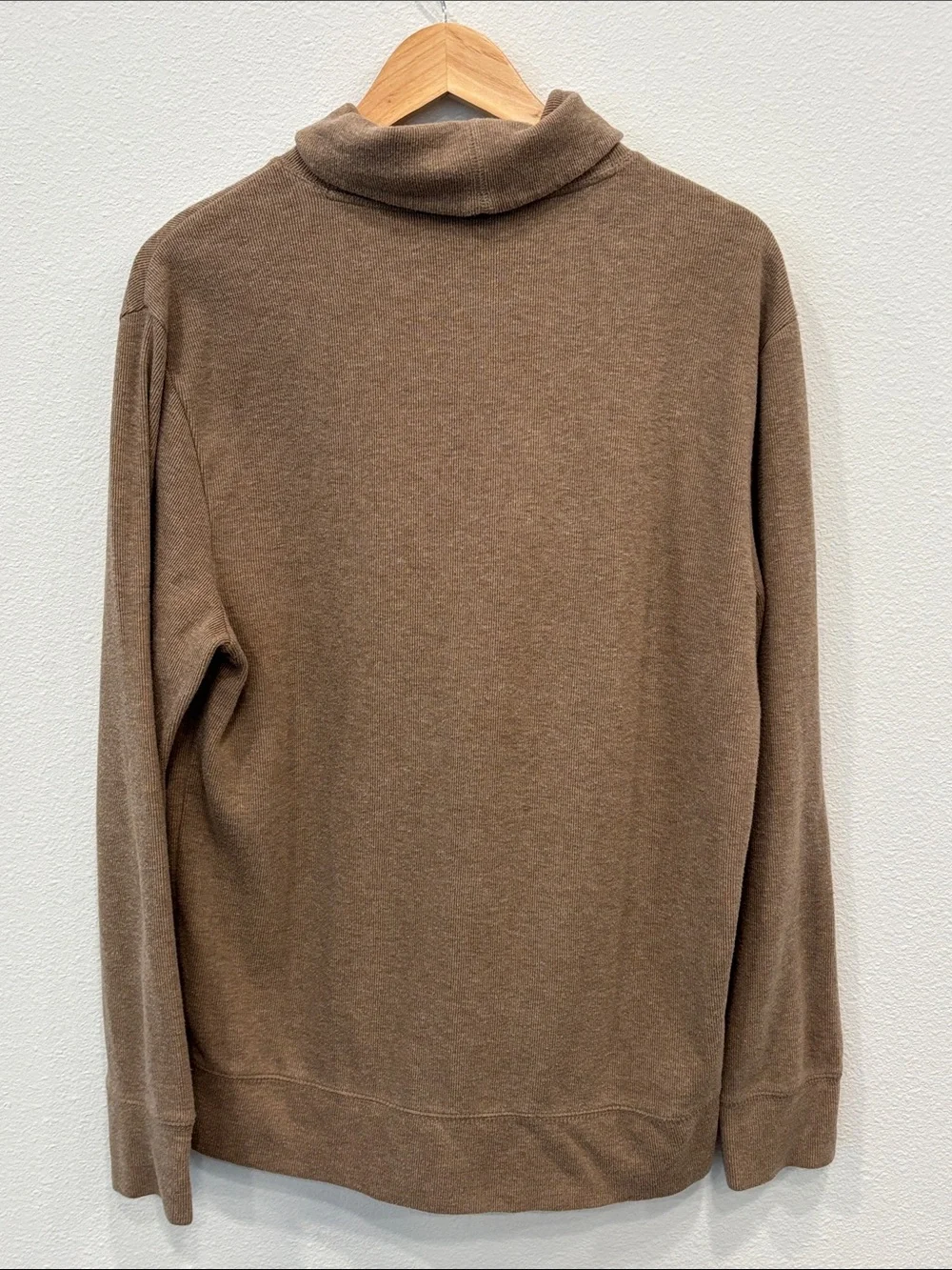 Banana Republic Men’s Cotton Blend Brown Top Size L Preppy